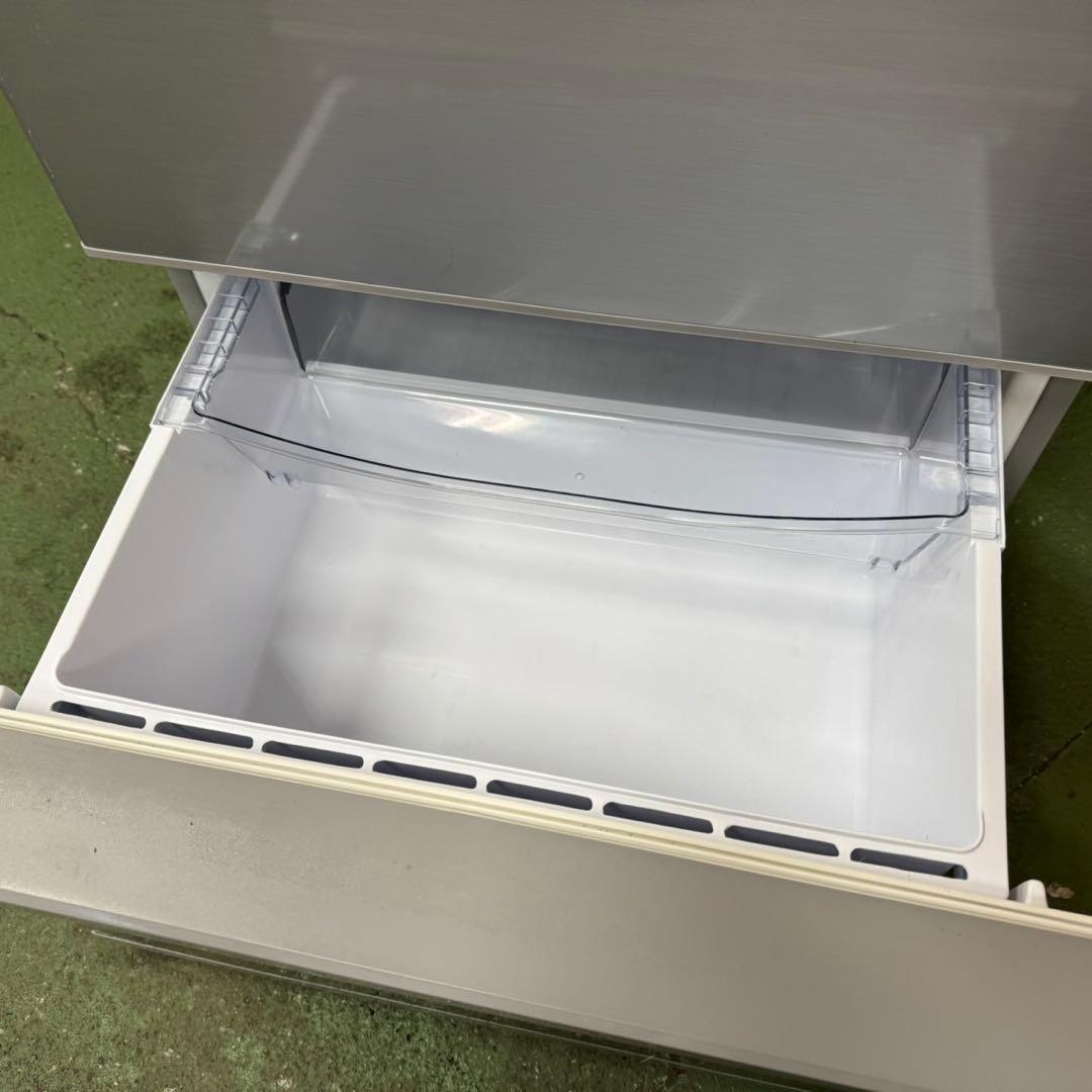 279 大型冷蔵庫　右開き　極美品　小型　一人暮らしでも可　大人気モデル　格安