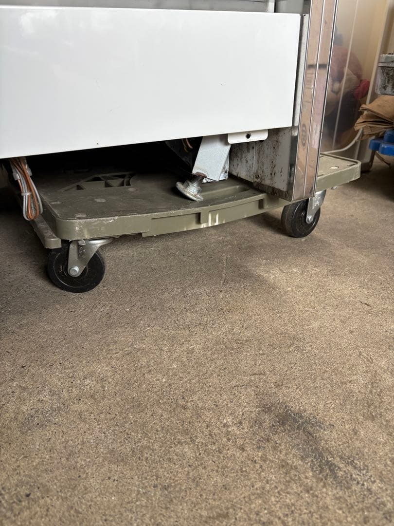 ★冷凍リーチインショーケース LRZ-275A（2枚扉）1108L