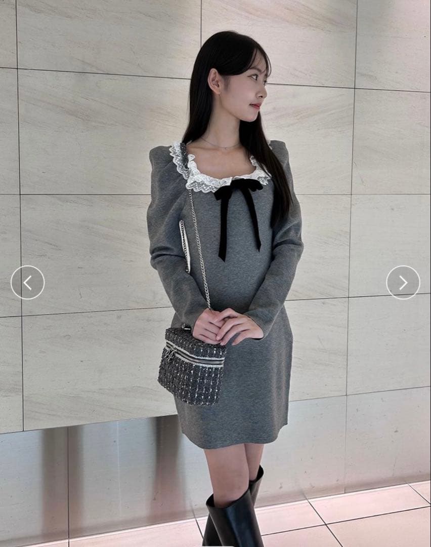 【※ウサギオンライン限定商品】SNIDEL フリルネックニットワンピース