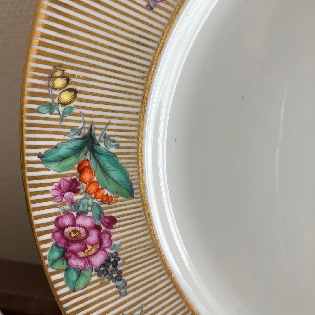 ニンフェンブルグ　アンティーク　ストライプと花束のトリオ