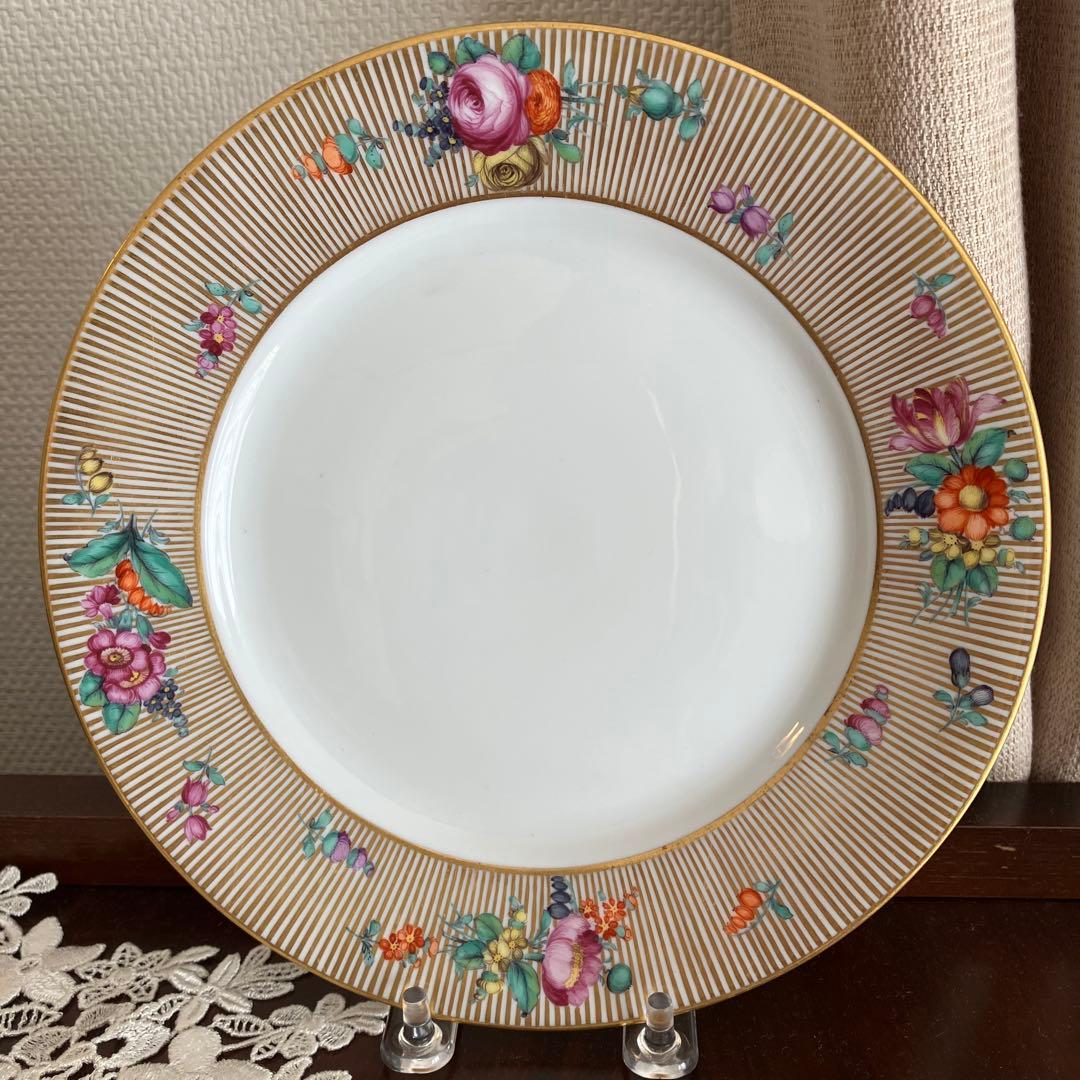 ニンフェンブルグ　アンティーク　ストライプと花束のトリオ