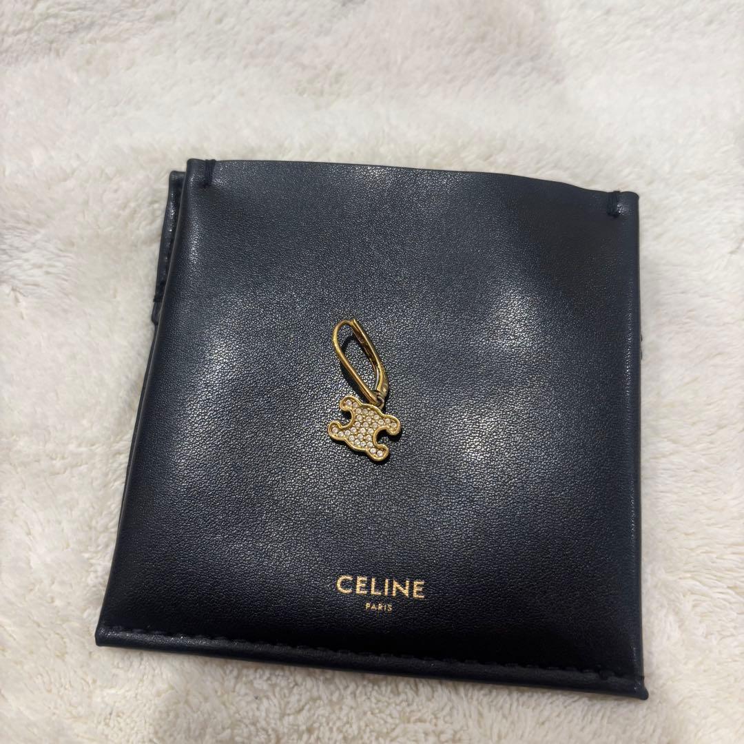 CELINE ピアス トリオンフ 片耳