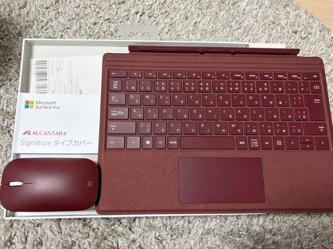 T*a様 ⭐︎Surface Pro 6 ブラック⭐︎タイプカバー付属 バッテリ