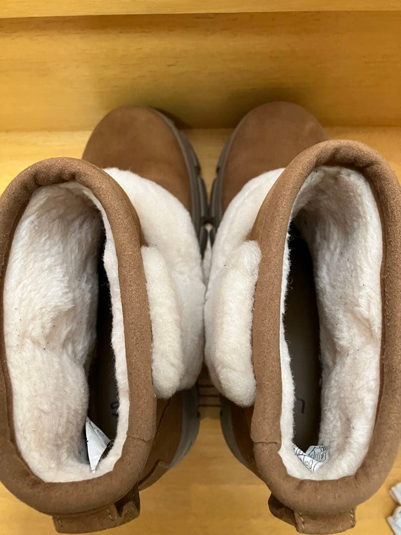 すし！UGG Brooklyn Sunburst