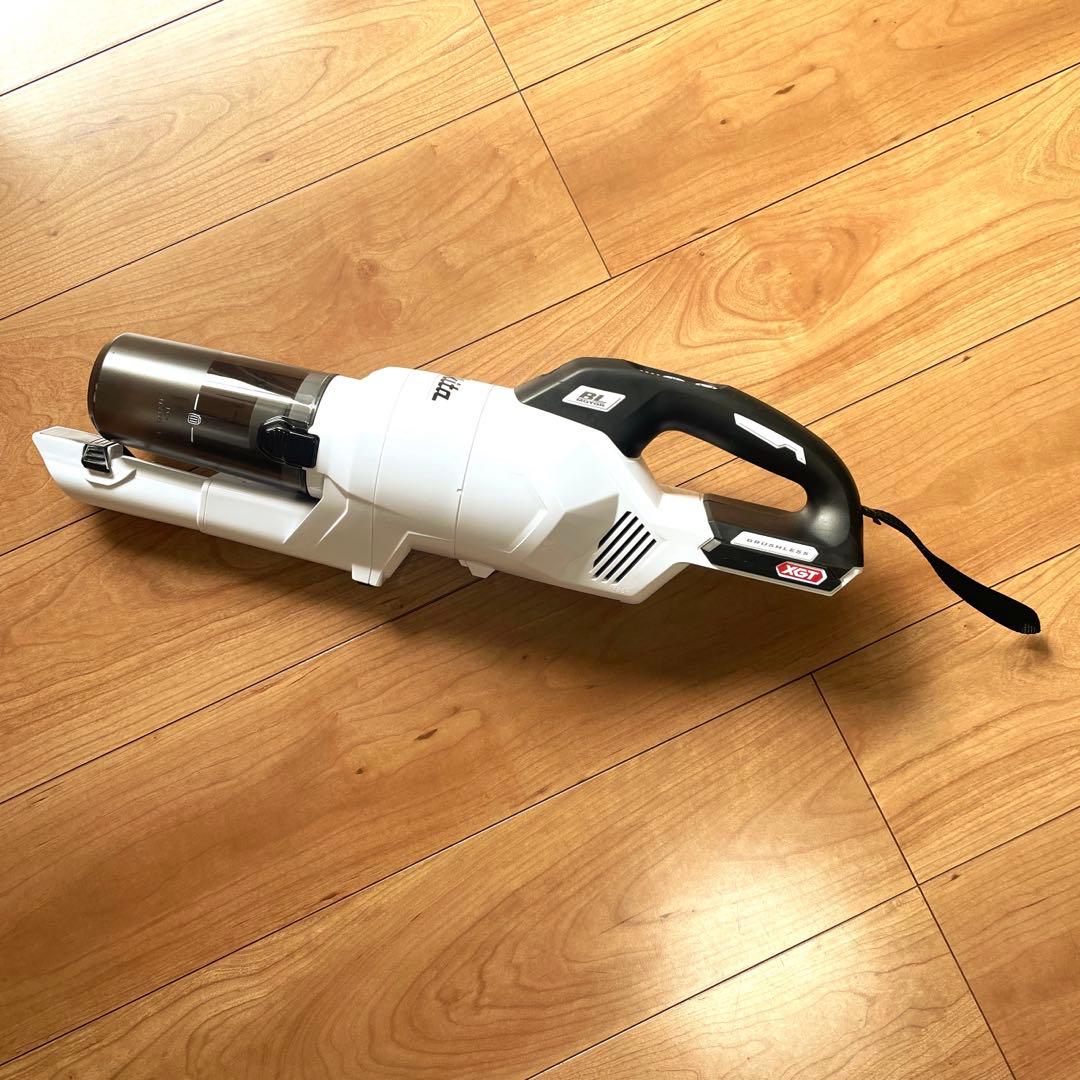 Makita スティッククリーナー CLO03GRDW掃除機　新品