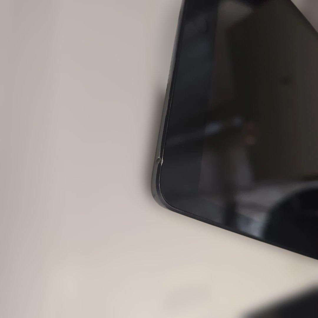 h*l様 iPad 第8世代 32GB セルラーモデル 32GBスペースグレイ