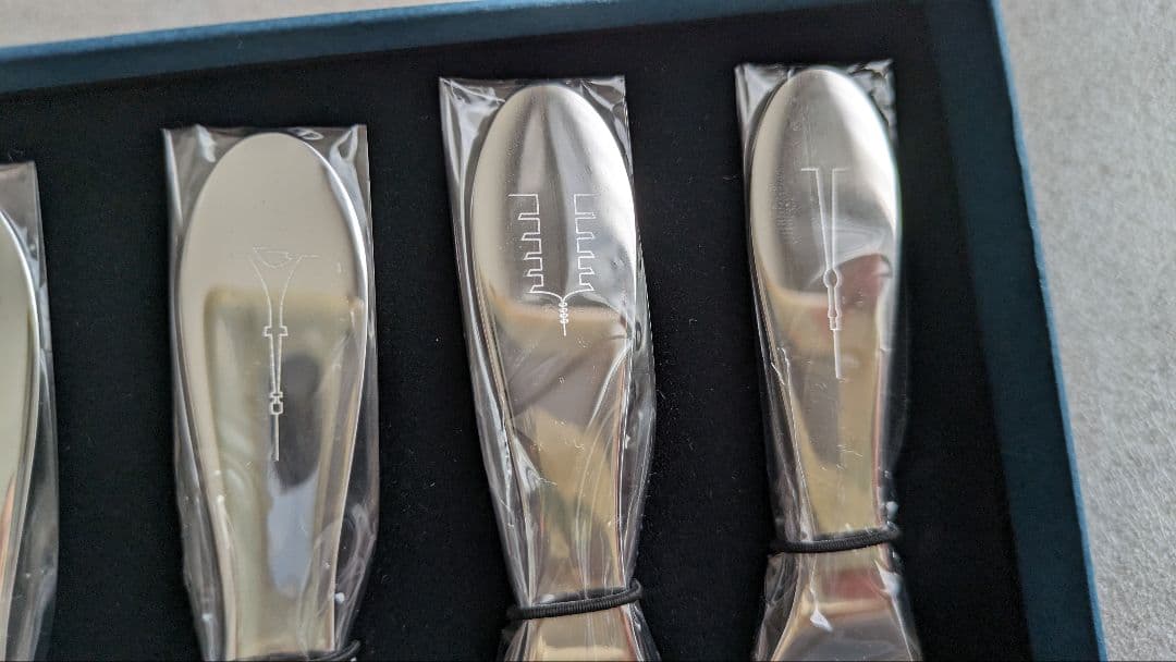 クリストフル　日本限定アイスクリームスプーンとフォトフレームのセット