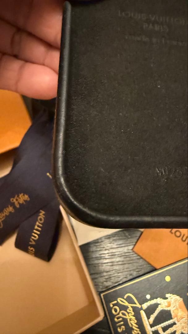 LOUIS VUITTON iPhone 16proケース モノグラム