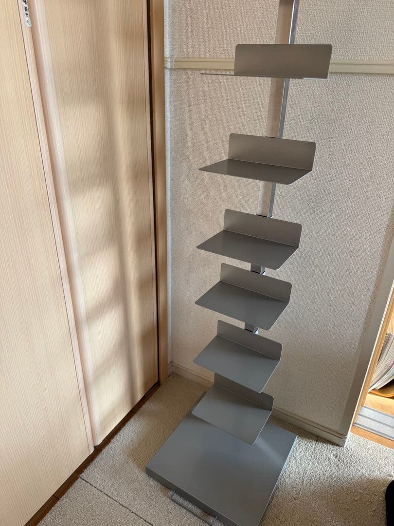 足立製作所　ブックタワー　8段