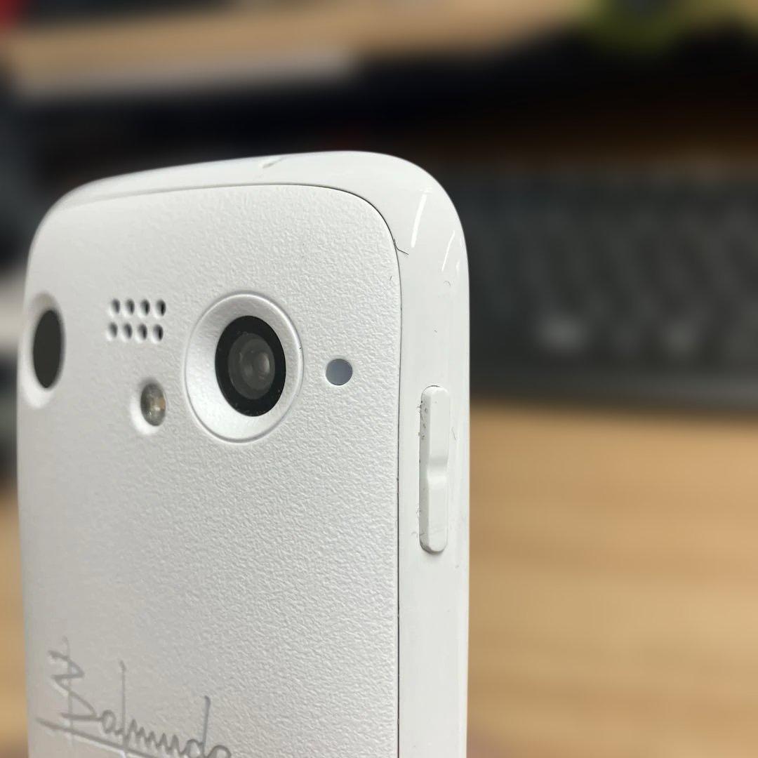 Balmuda Phone ホワイト 本体
