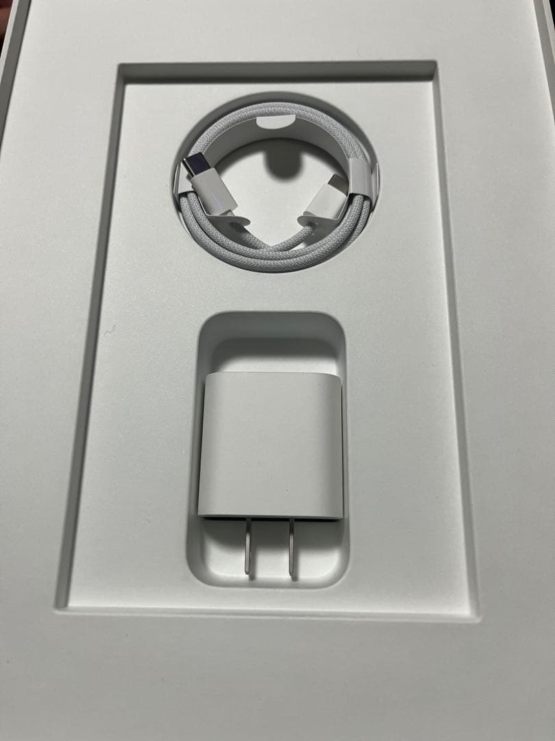 中古品2024 11インチ　ipad air 128GB スペースグレイM2