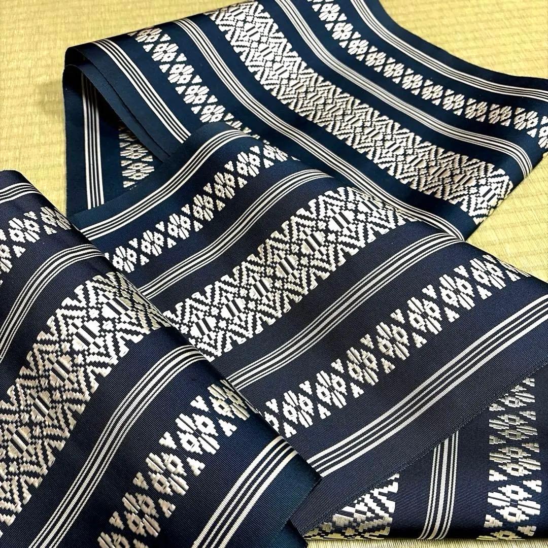 正絹　全通博多織　名古屋帯《献上柄》