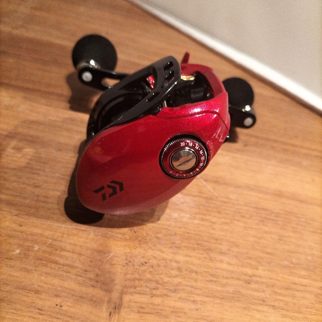 DAIWA HRF PEスペシャル7.3Lフィッシュ箱説付