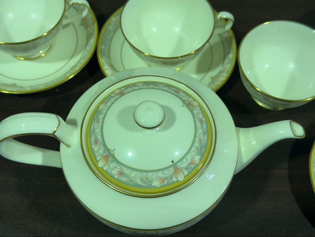 s2211 ノリタケ CHARLOTTE シャーロット ティーセット