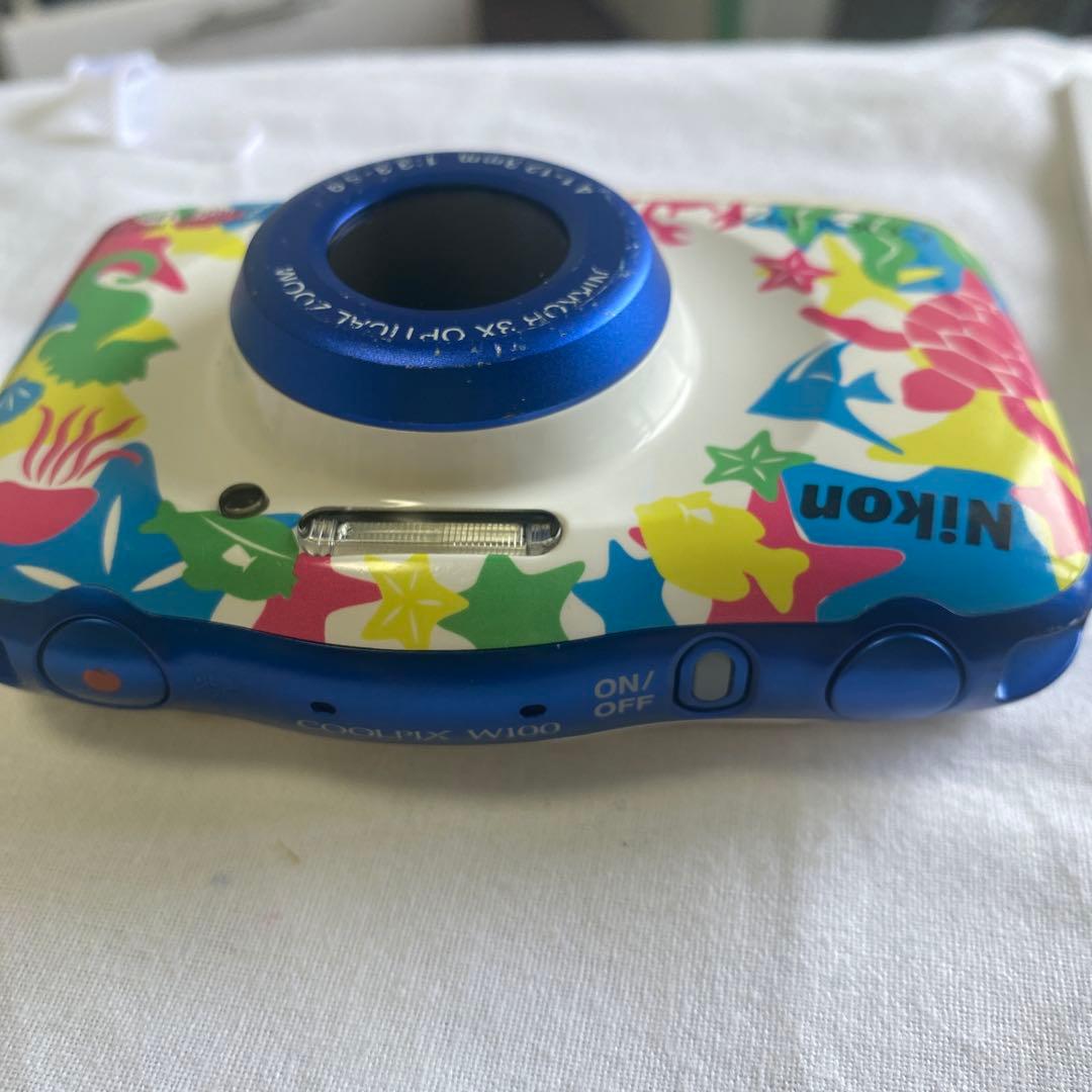 デジタルカメラ Nikon coolpix W100