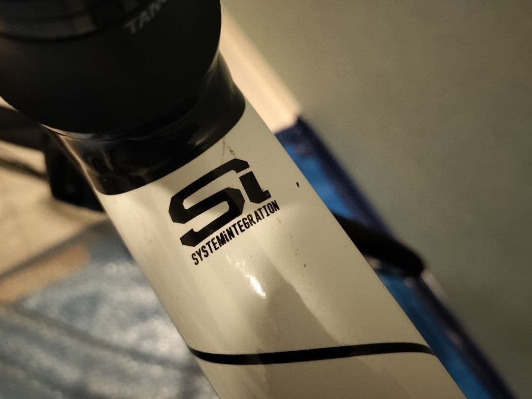 【引き取り限定】CANNONDALE CAAD8 2015年モデル