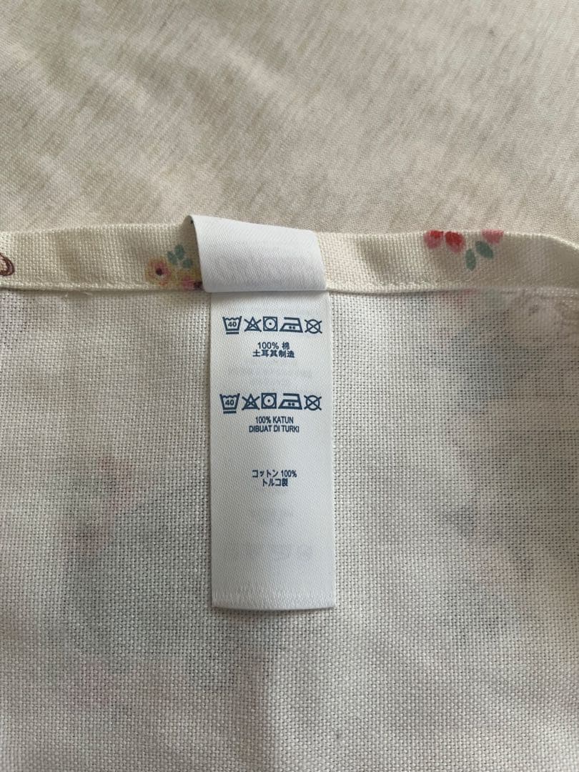 【新品未使用】キャスキッドソン✖️ピーターラビット　エプロン