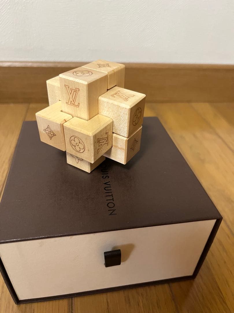限定品⭐︎顧客ギフト　LOUISVUITTONブロックオブジェ