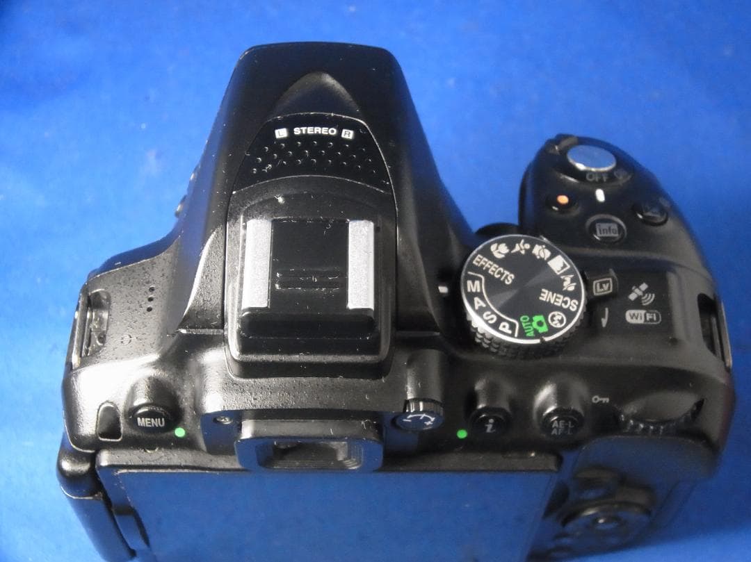 #3290 Nikon D5300 ボディ ジャンク 撮影できます