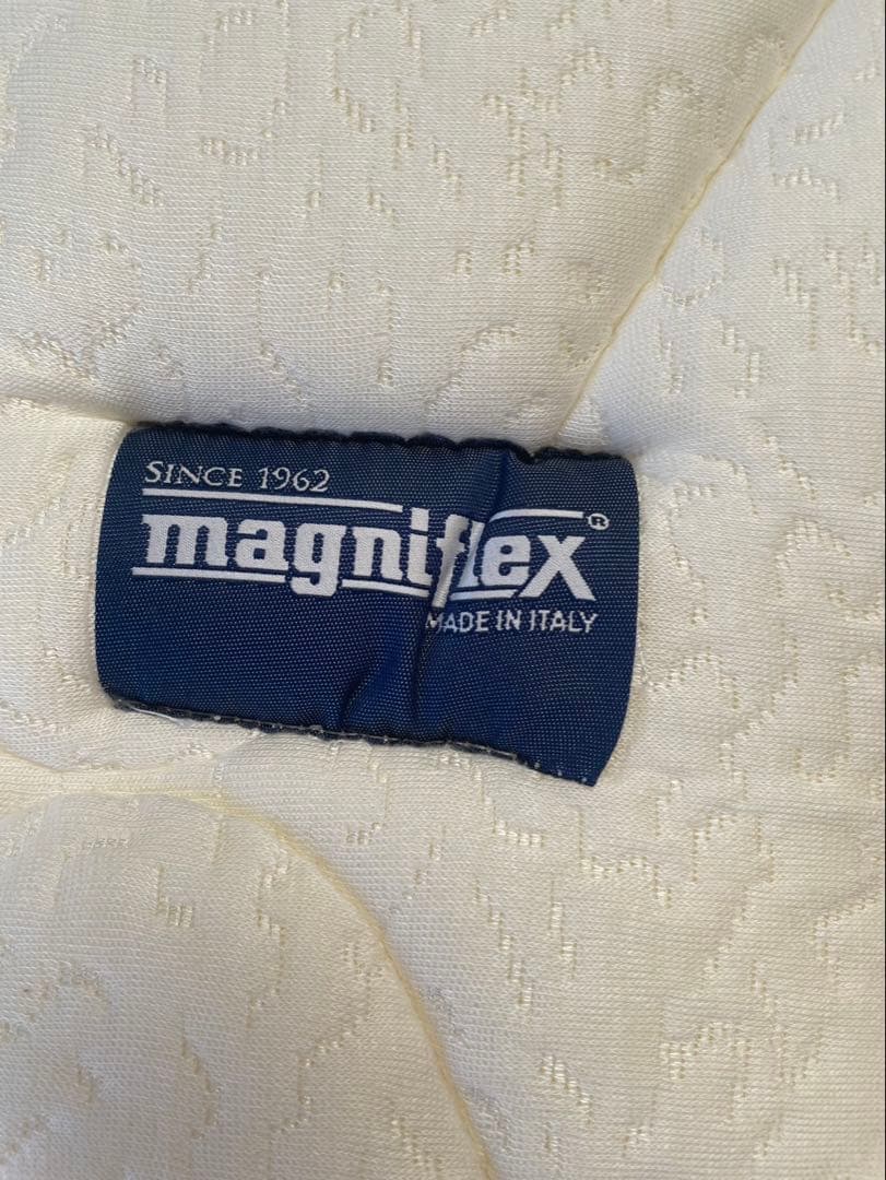 magniflex マニフレックス　エルゴトッパー　セミダブル　美品