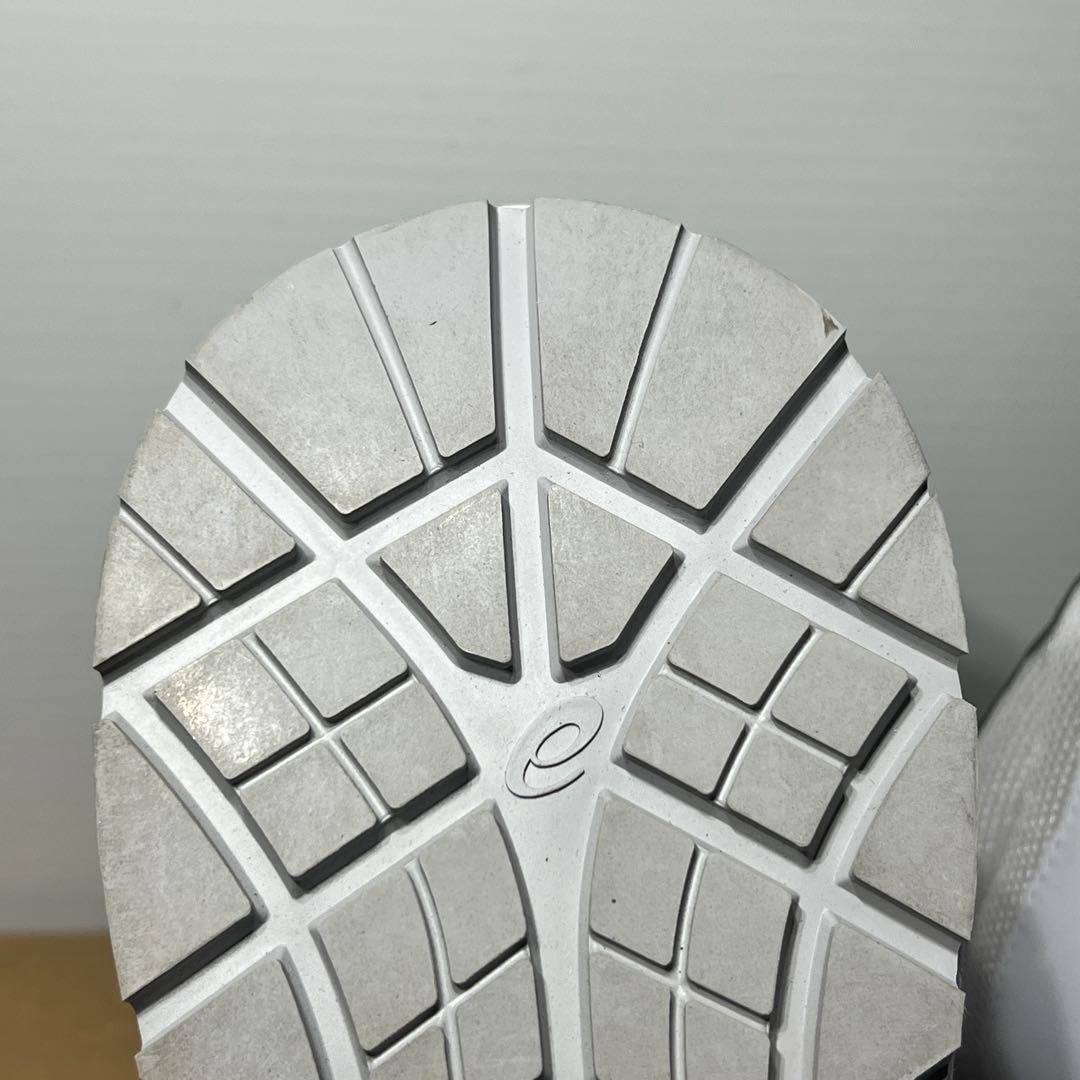 アシックスASICS未使用安全靴 CP218 ホワイト/ネイビー