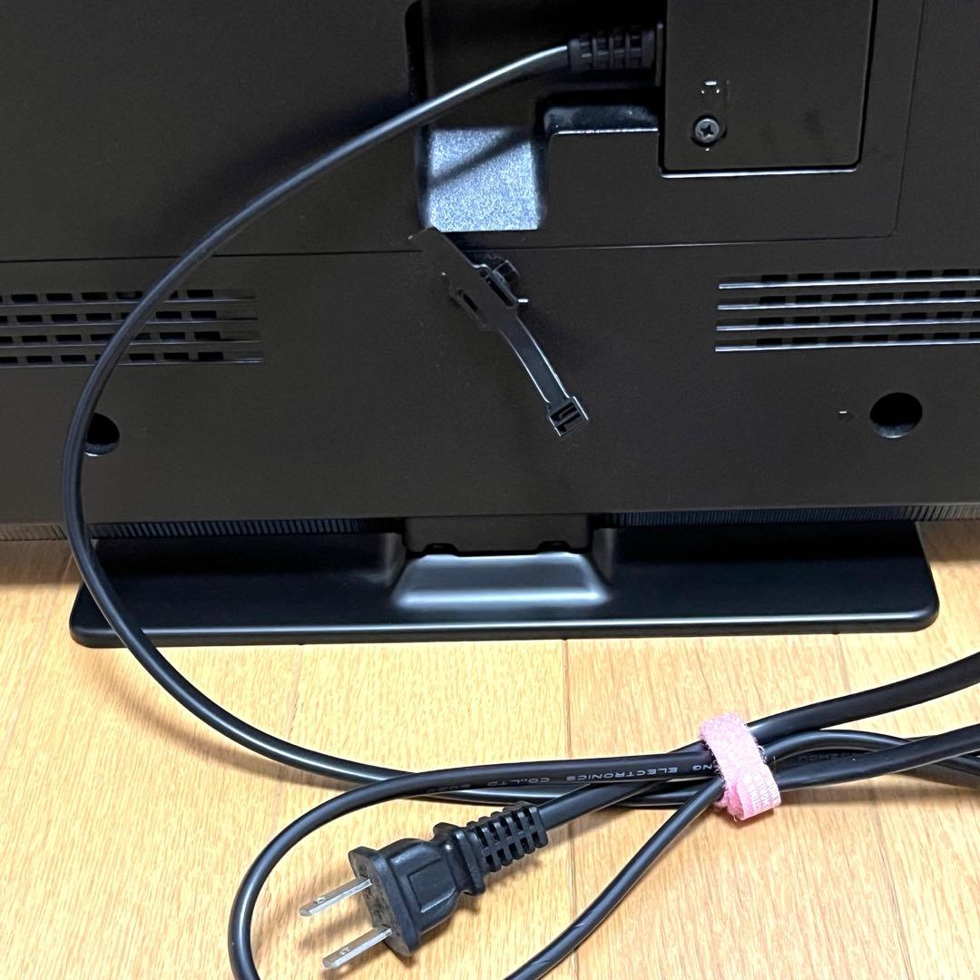 シャープアクオス液晶テレビ　32V型 2T-C32DC 2021年製