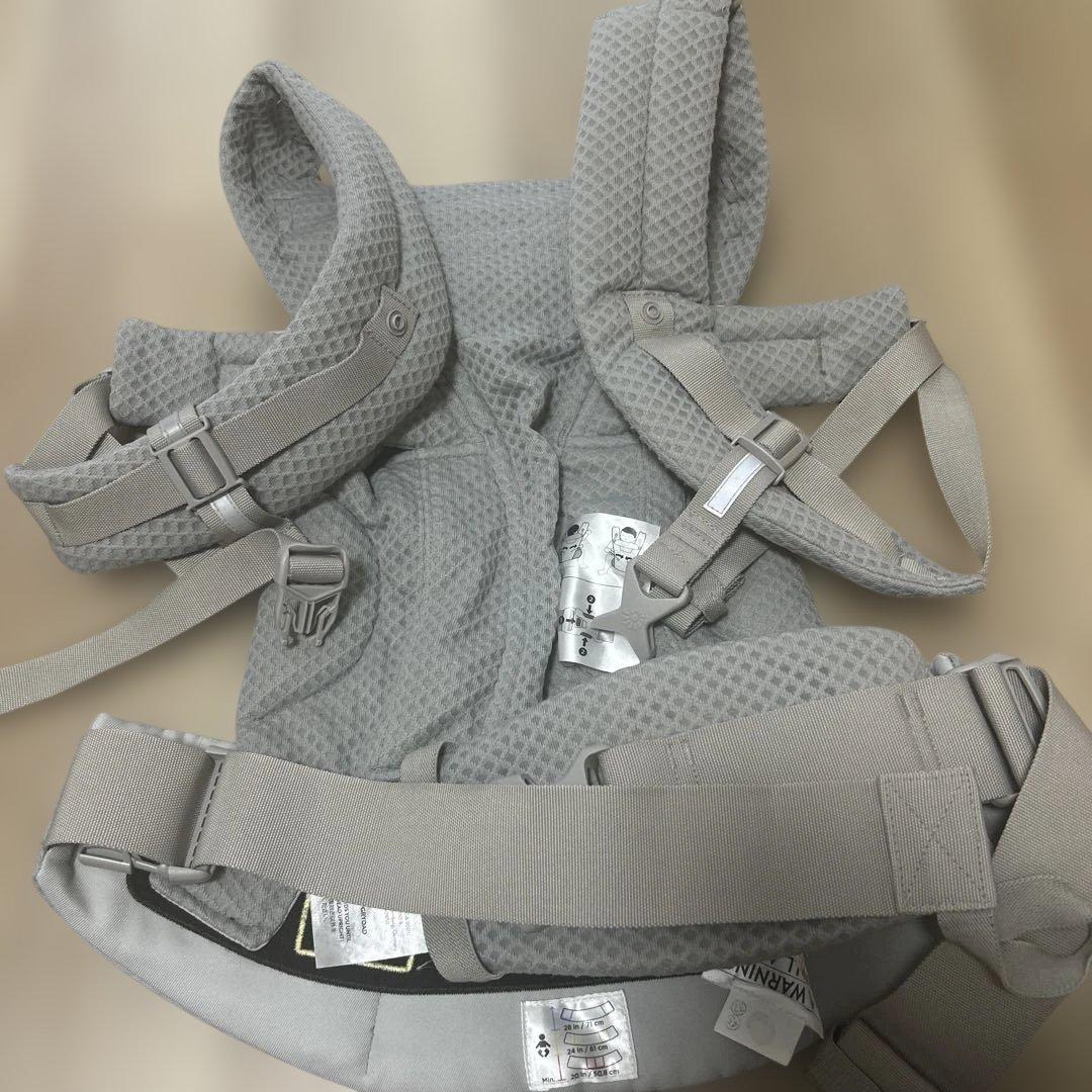 エルゴベビー　オムニブリーズ　抱っこひも メッシュ グレー