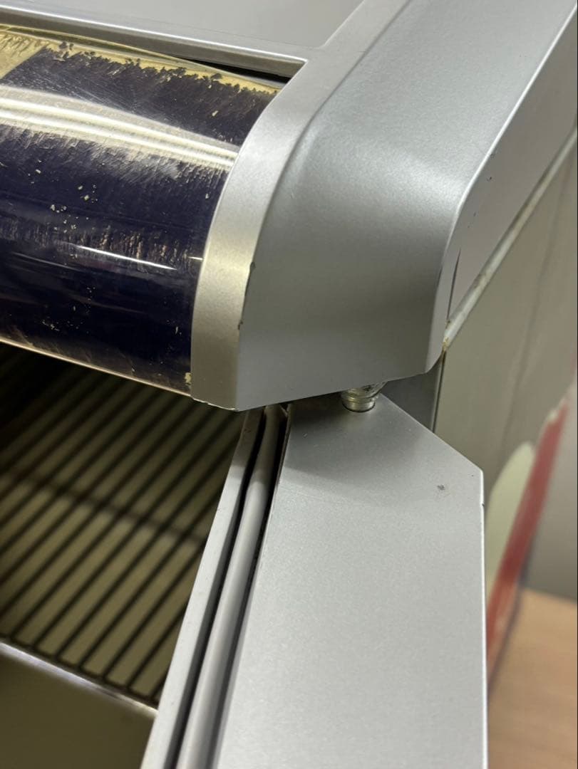 ★希少 Red Bull ミニ冷蔵庫 RB-GDC LED レッドブル