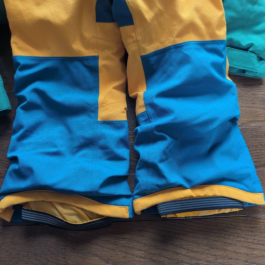 Burton 子ども用スノーボードウェア 4T