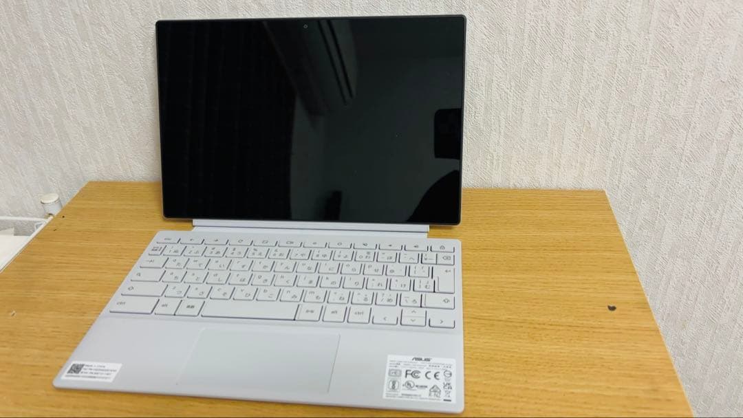 ASUS Chromebook CM30 タブレットパソコン