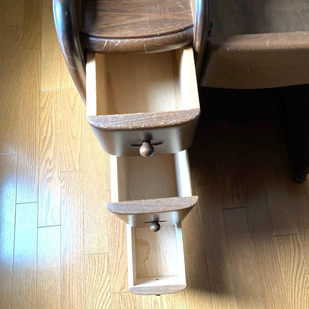 ドレッサー＆椅子セットです★