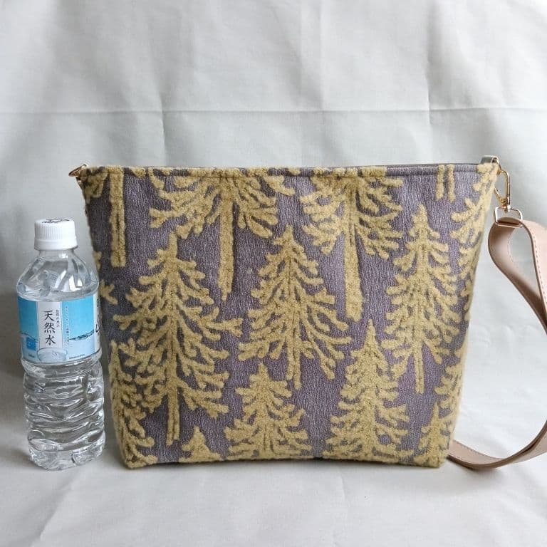 ☆プラム堂∬☆ミナペルホネン　大きめショルダーバッグ　メッツァ