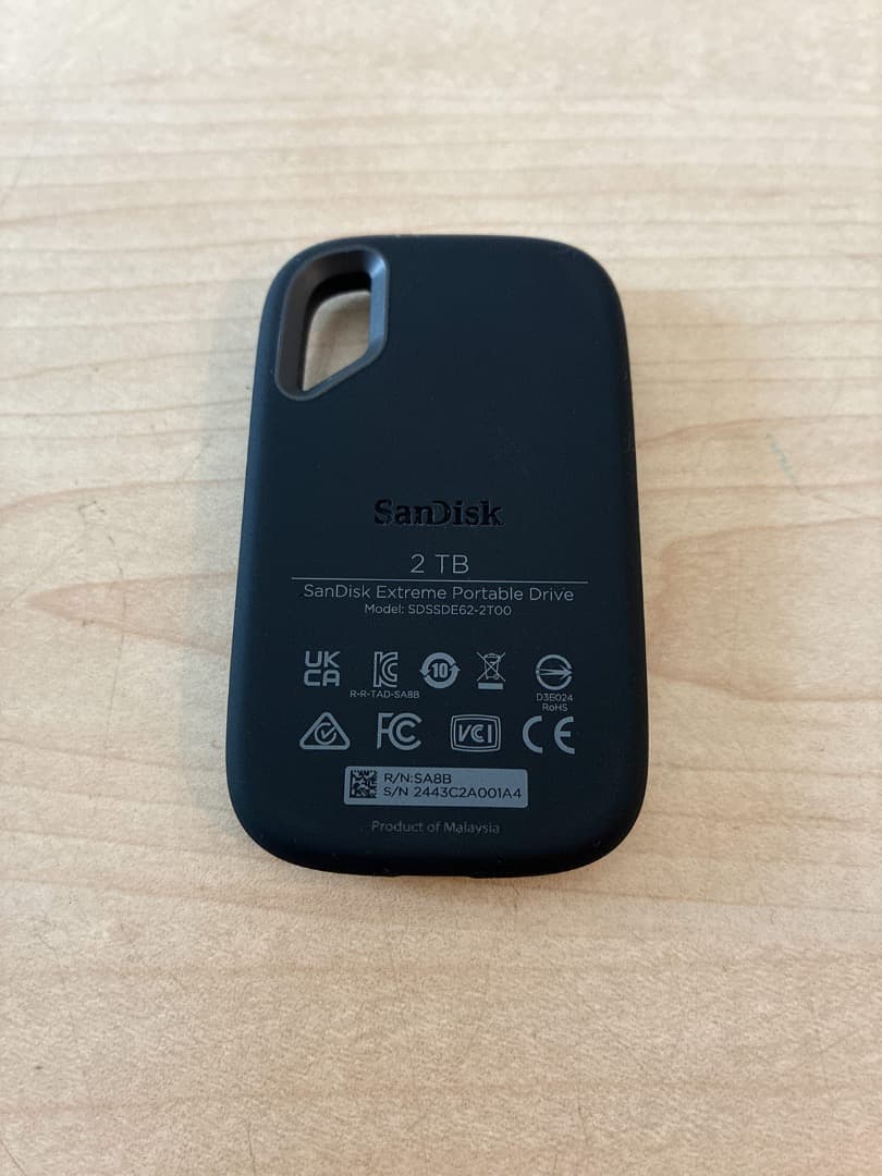 【美品】SanDiskエクストリーム®ポータブルSSD 2TB