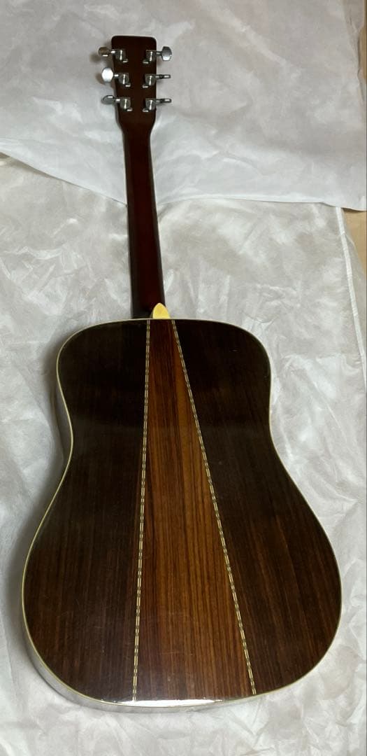 み*ん様 Pro Martin 縦ロゴ W-300 アコースティックギター ビン