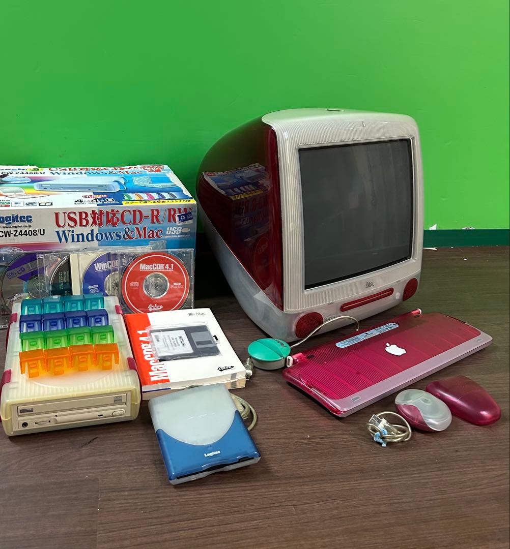 レアな商品The iMac G3 (Slot Loading)