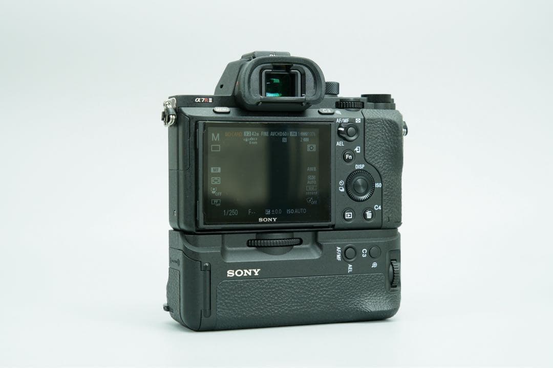 完動品・少シャッター3052回SONY α7RM2純正バッテリー7個+VGセット