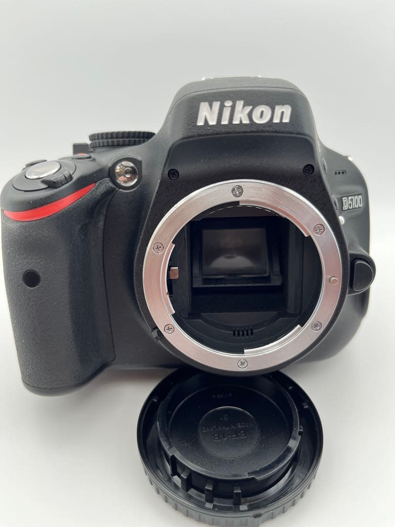 m.k.iさん専用『訳あり美品』Nikon D5100 デジタル一眼レフカメラ