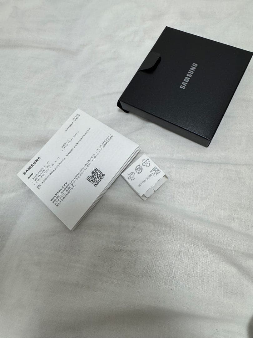 Samsung Galaxy Buds3 Pro ホワイト ケース付き