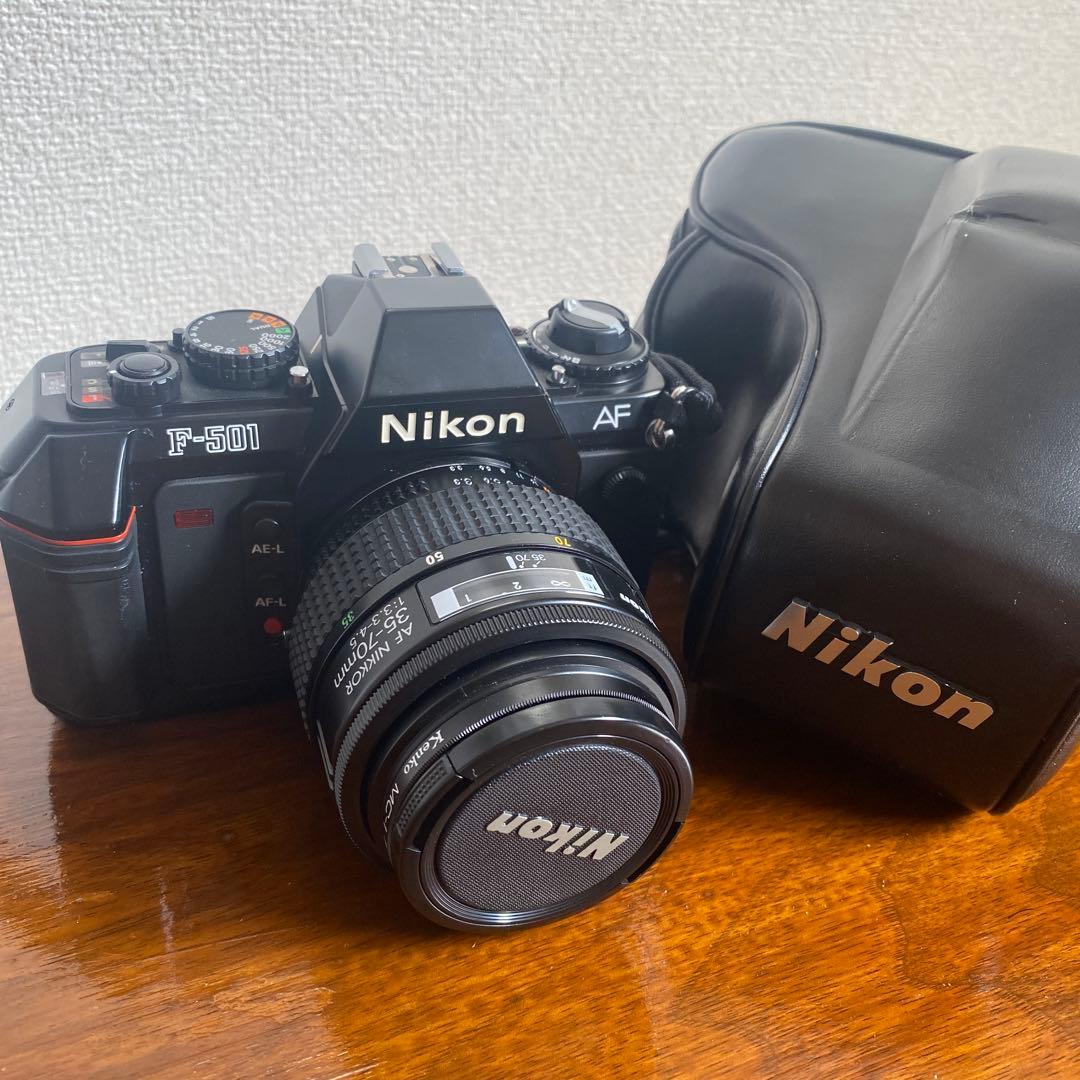 Nikon F-501 フィルム一眼レフカメラ