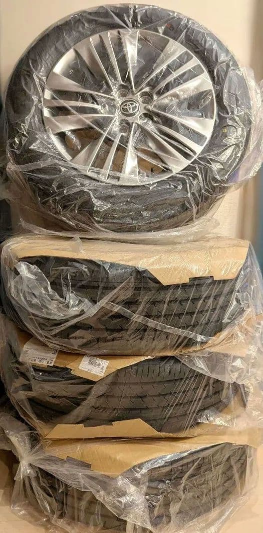 アルファード 40系 新品ホイール付タイヤトヨタ 18インチ 4本セット