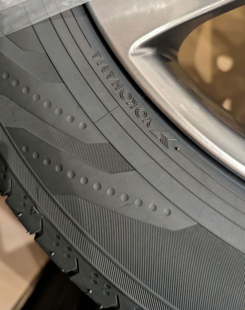 アルファード 40系 新品ホイール付タイヤトヨタ 18インチ 4本セット