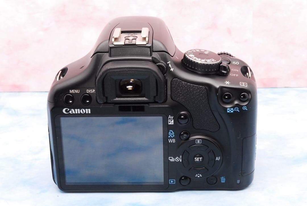 Canon Kiss X2☆一眼レフカメラ☆初心者向けセット☆バッグ付き！