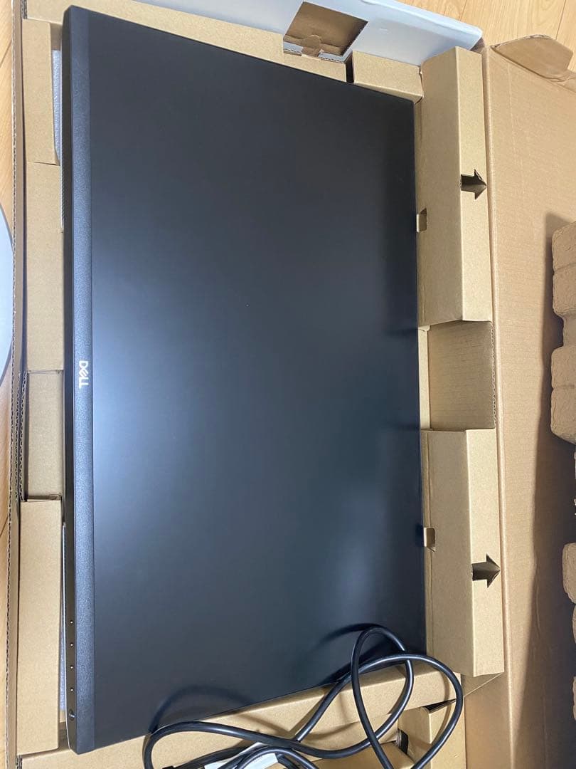 DELL ディスプレイ 本体　S2721HS モニター　PC ゲーム