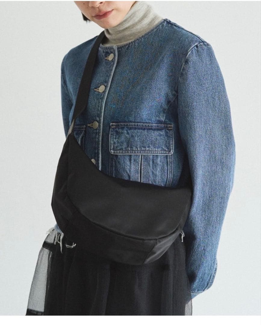 ラシット◾️未使用品に近い◾️ブラック ショルダーバッグ