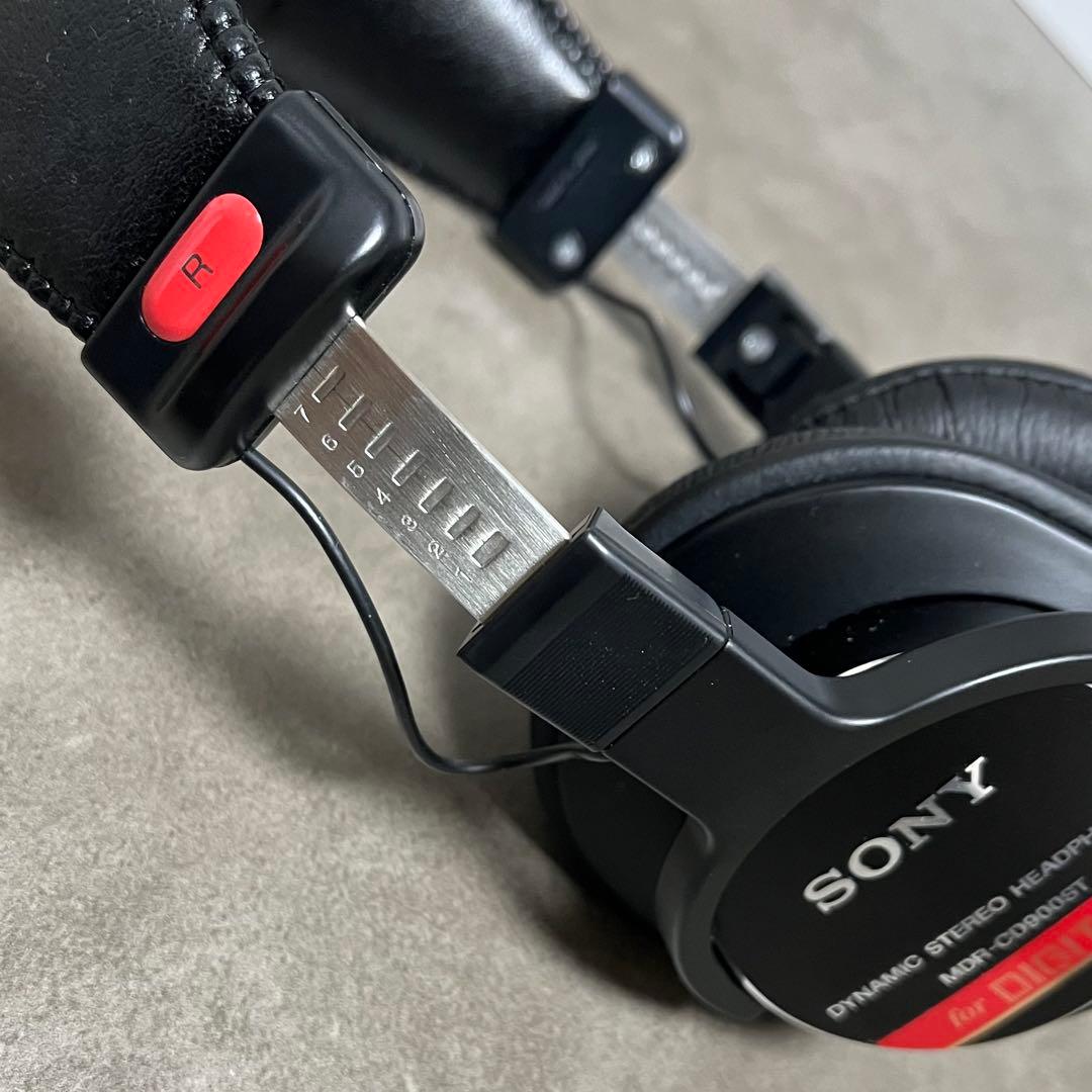 新品未使用 SONY MDR-CD900ST スタジオモニター ヘッドフォン