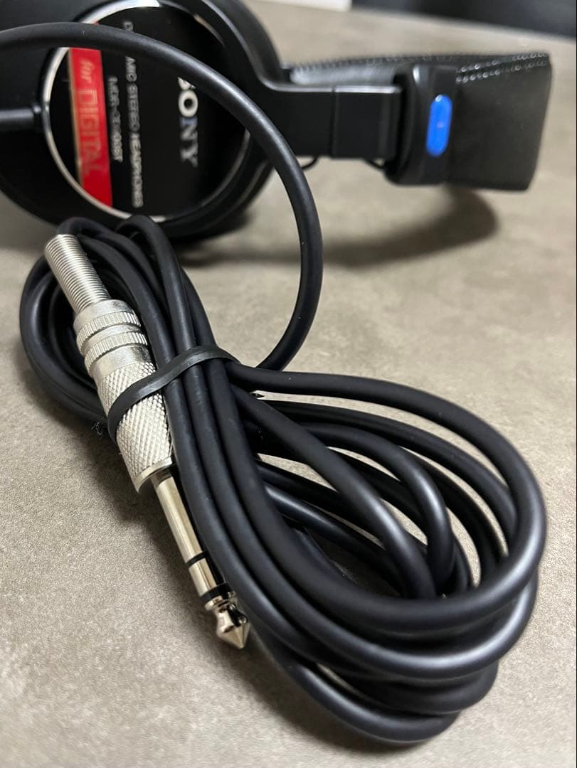 新品未使用 SONY MDR-CD900ST スタジオモニター ヘッドフォン