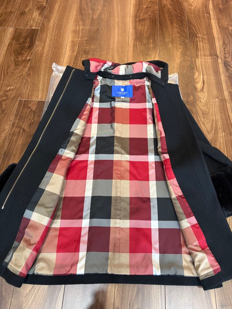 極美品☆ブルーレーベルクレストブリッジ CBチェック ファー コート黒36