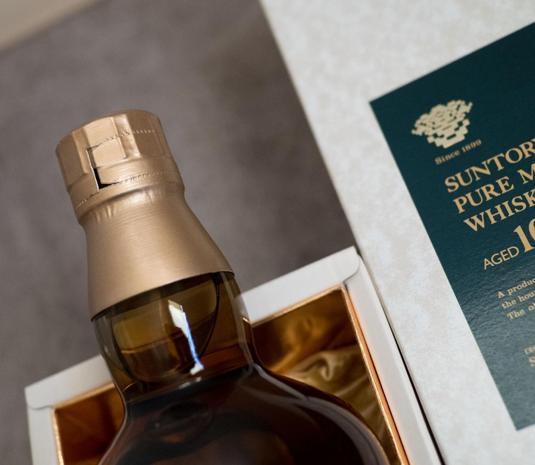 デ*テ様 ピュアモルトウィスキー山崎10年グリーンラベル(700ml)未開栓