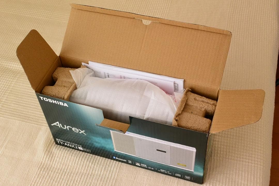 東芝 TOSHIBA Aurex CDラジオ ホワイト TY-ANX2