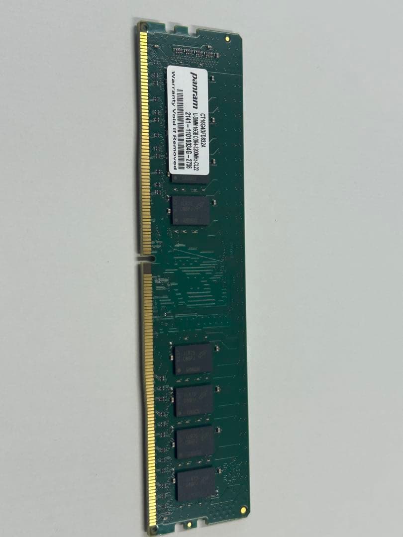 と*i様 Crucial 16GB DDR4 3200MHz メモリ